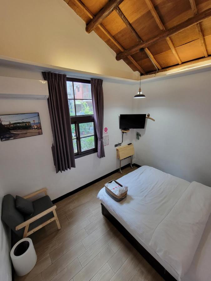 Old Wow老屋瓦共享民宿hostel 桃園市民宿074號 Longtan Exterior foto